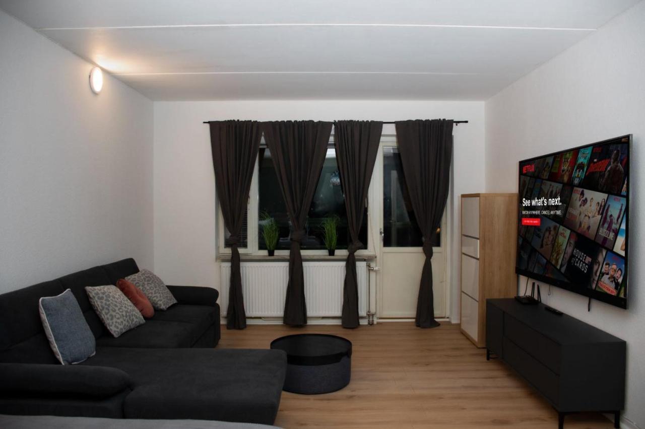 Entire Apartment Malmo 2 Bedrooms-Tv Lounge-Balcony Zewnętrze zdjęcie